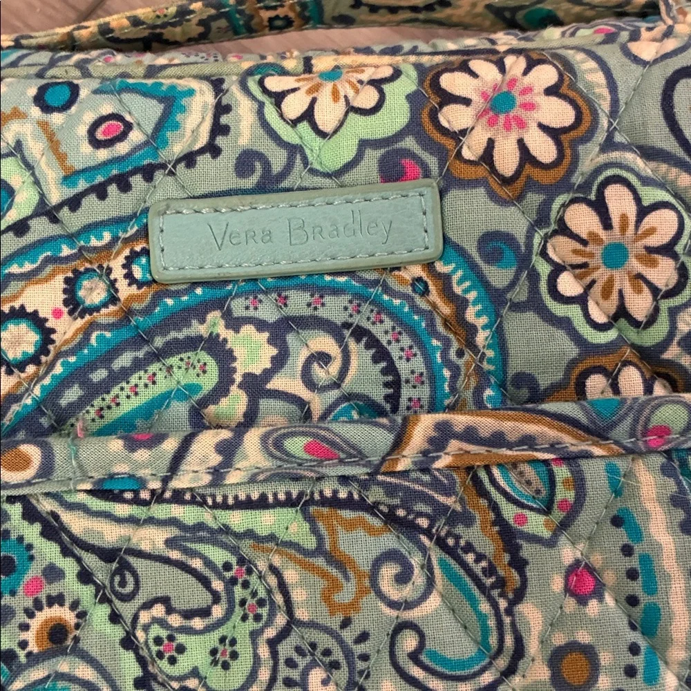 Vera Bradley laptop case - Picture 2 of 5